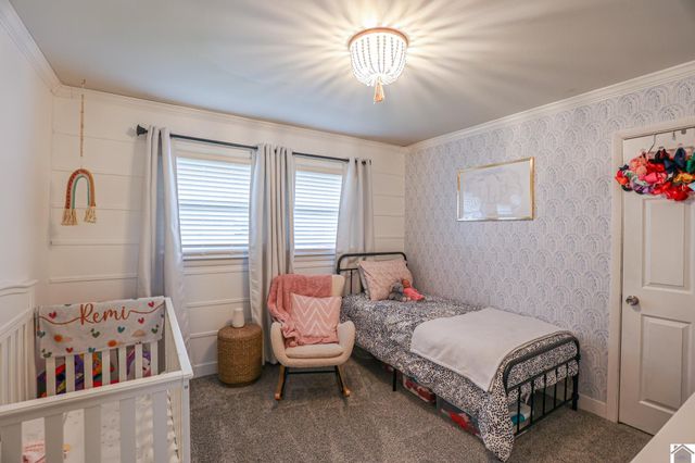 130 Milton Dr, Paducah, KY 42001