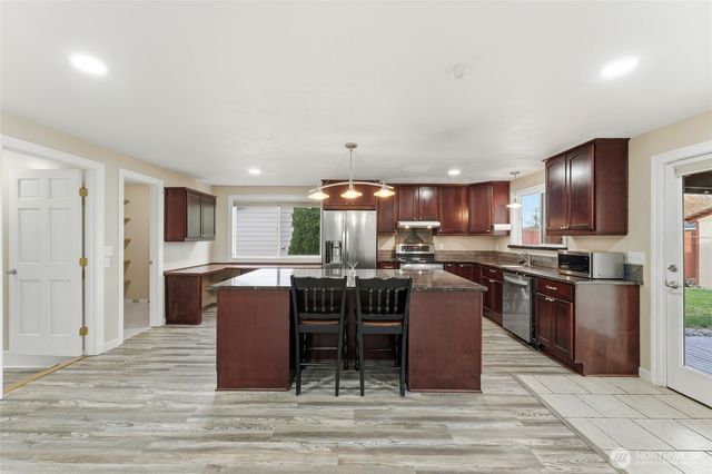 303 Dehaven Street, Milton-freewater, OR 97862