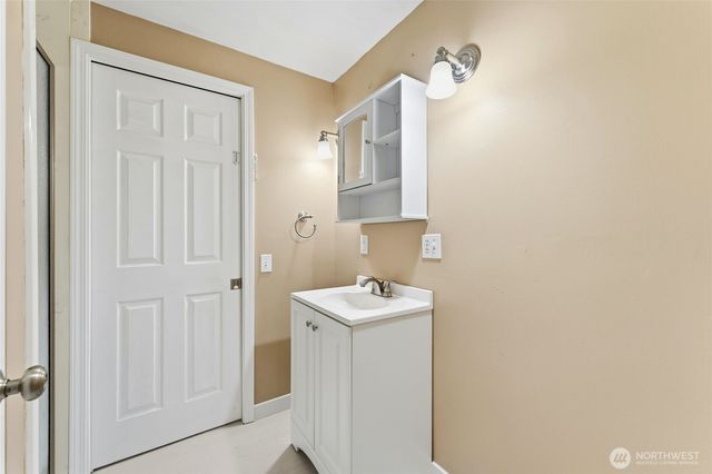 303 Dehaven Street, Milton-freewater, OR 97862