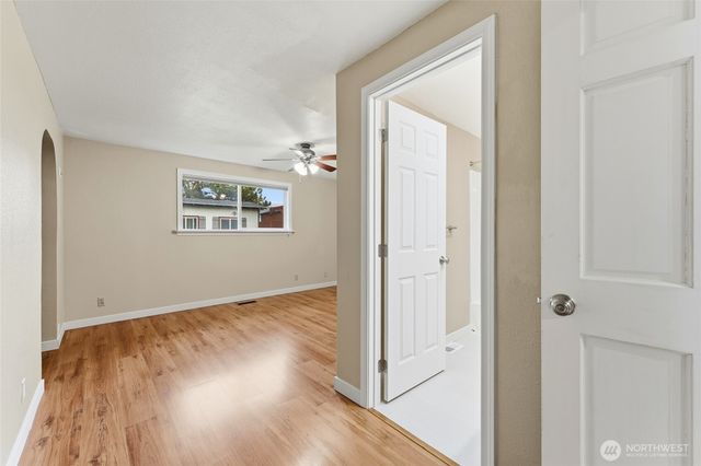 303 Dehaven Street, Milton-freewater, OR 97862