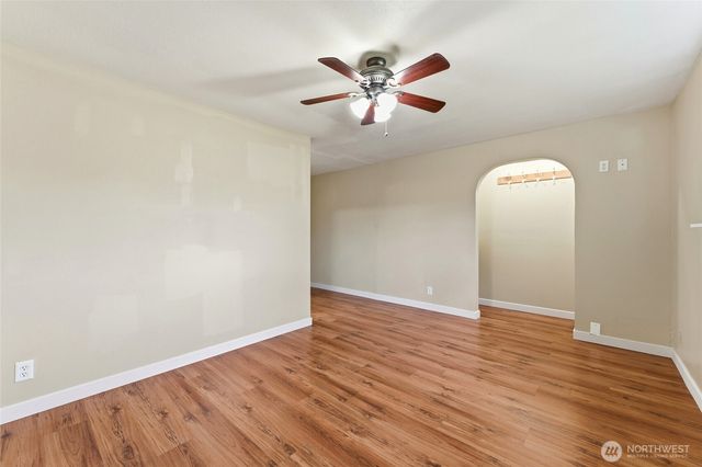 303 Dehaven Street, Milton-freewater, OR 97862