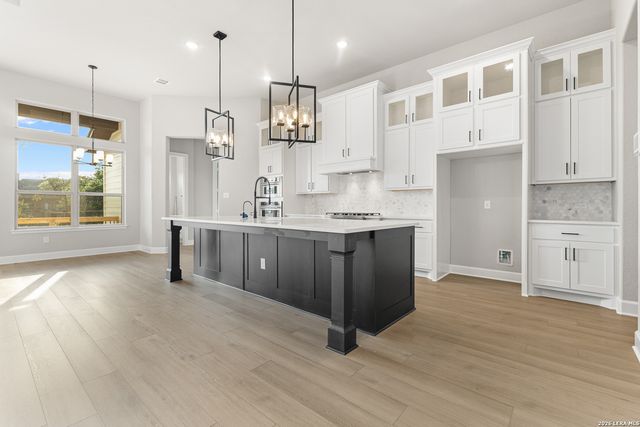 159 Bauer, Castroville, TX 78009