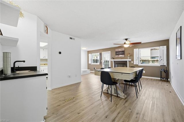 604 Briar CT, Virginia Beach, VA 23462