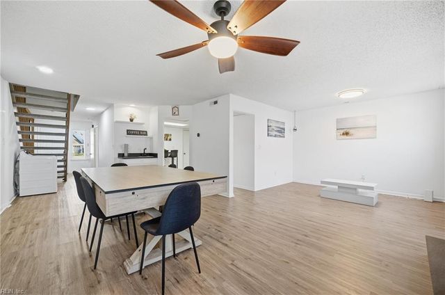 604 Briar CT, Virginia Beach, VA 23462