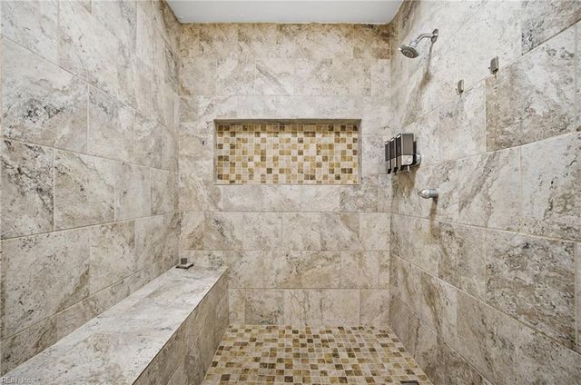 604 Briar CT, Virginia Beach, VA 23462