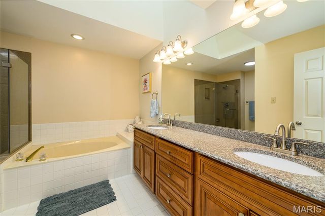 2455 Clayborn Drive, Chesterfield, MO 63017