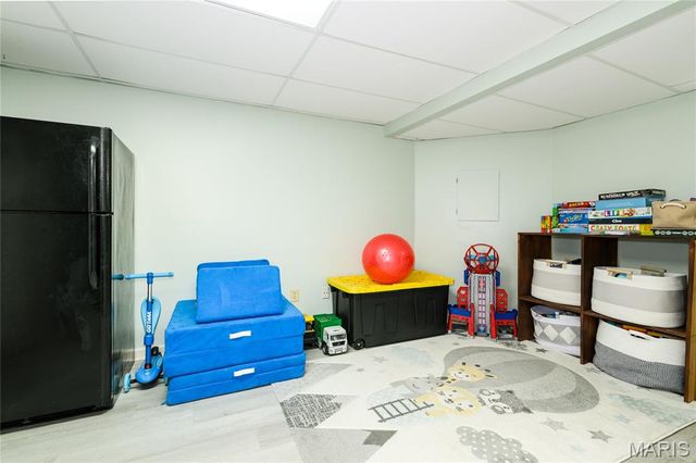 2455 Clayborn Drive, Chesterfield, MO 63017