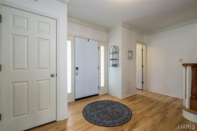 2455 Clayborn Drive, Chesterfield, MO 63017