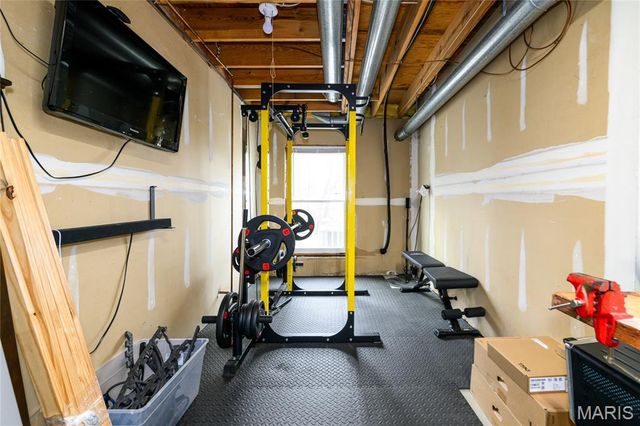 2455 Clayborn Drive, Chesterfield, MO 63017