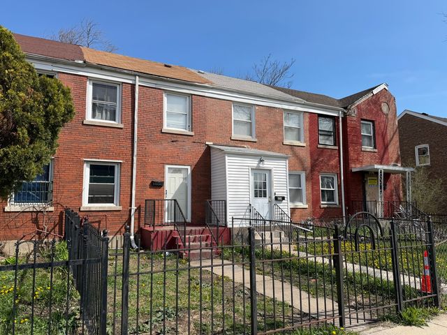 652 E 105th Place, Chicago, IL 60628