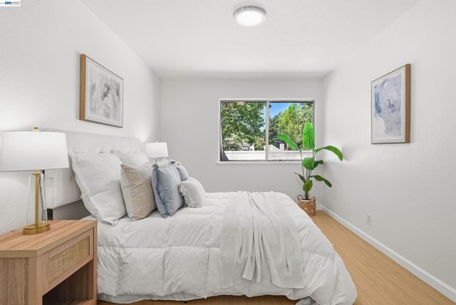 7518 Rosedale Ct, Pleasanton, CA 94588