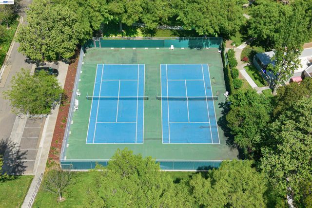 7518 Rosedale Ct, Pleasanton, CA 94588