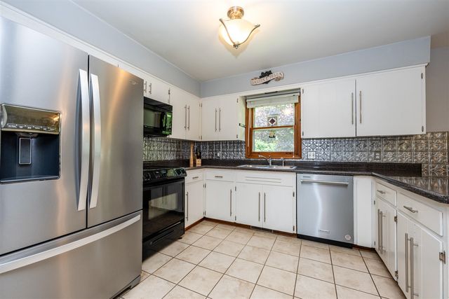 1860 Arcadia Drive, Saint Joseph, MI 49085