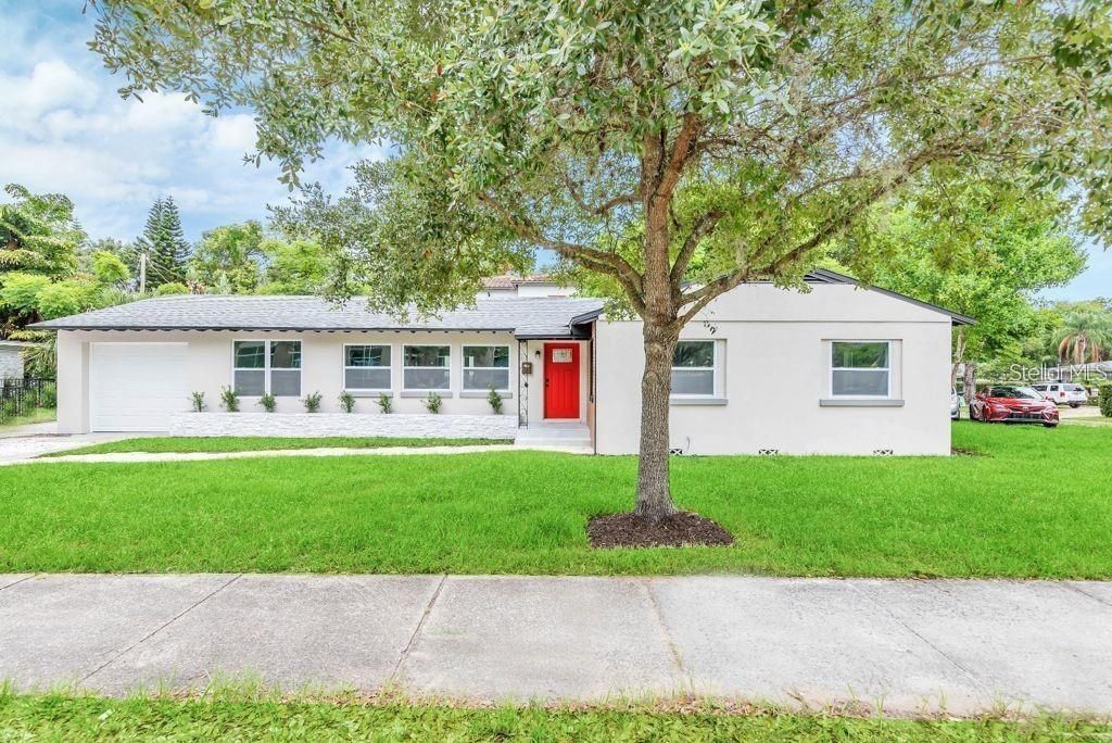 101 S LAKEMONT AVENUE, Winter Park, FL 32792