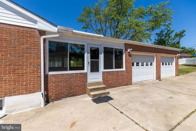 1837 SAW MILL DR, Wilmington, DE 19810