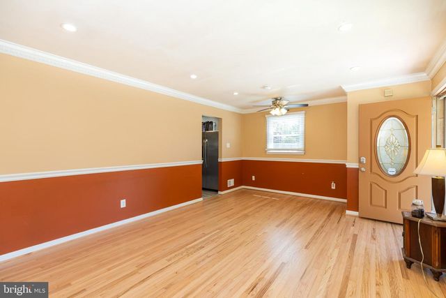 1837 SAW MILL DR, Wilmington, DE 19810