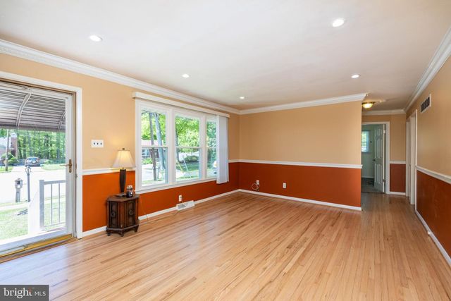 1837 SAW MILL DR, Wilmington, DE 19810
