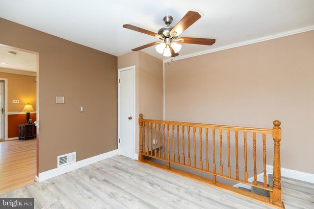 1837 SAW MILL DR, Wilmington, DE 19810
