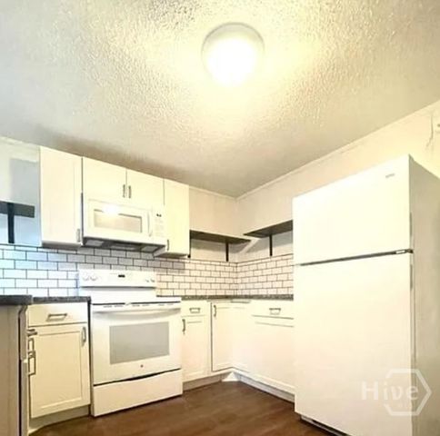 1312 Love Street, Savannah, GA 31415