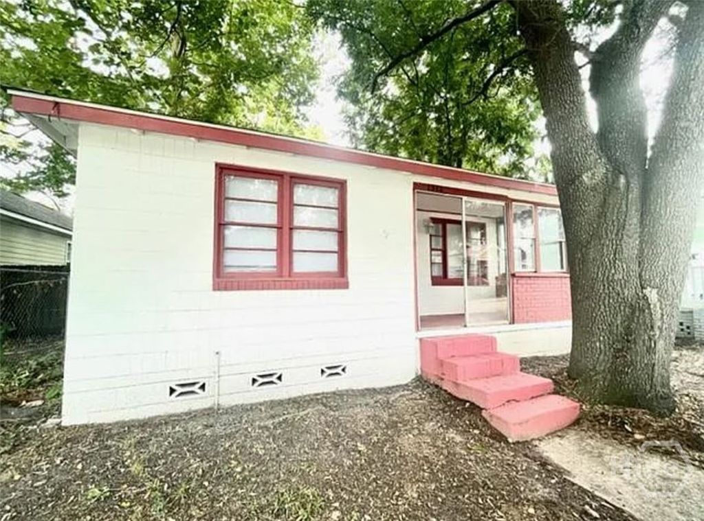 1312 Love Street, Savannah, GA 31415
