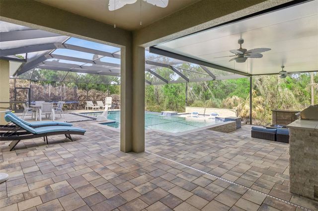 15940 TERNGLADE DRIVE, Lithia, FL 33547