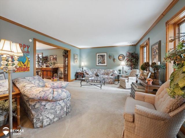 9705 Burning Tree Drive, Grand Blanc, MI 48439