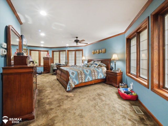 9705 Burning Tree Drive, Grand Blanc, MI 48439