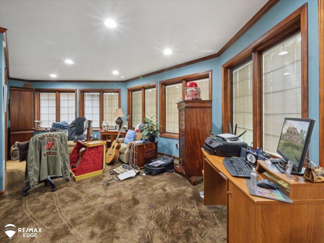 9705 Burning Tree Drive, Grand Blanc, MI 48439