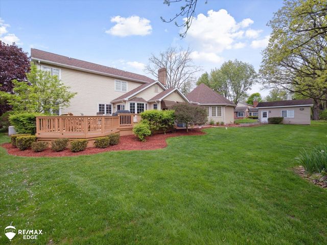 9705 Burning Tree Drive, Grand Blanc, MI 48439
