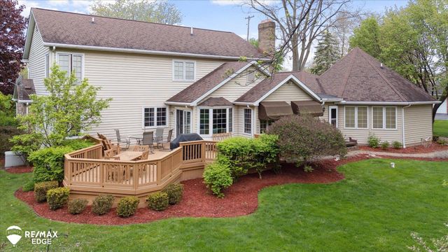 9705 Burning Tree Drive, Grand Blanc, MI 48439