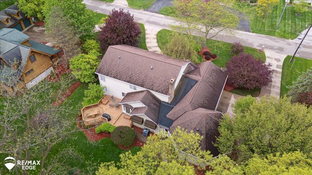 9705 Burning Tree Drive, Grand Blanc, MI 48439