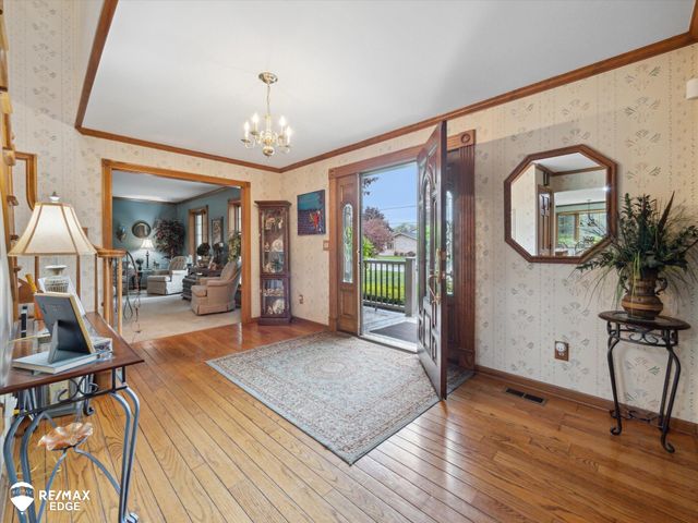9705 Burning Tree Drive, Grand Blanc, MI 48439