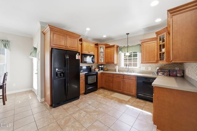 323 Windgate Drive, Clayton, NC 27527