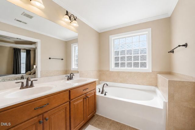 323 Windgate Drive, Clayton, NC 27527