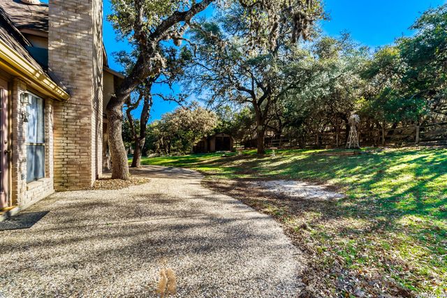 29342 Seabiscuit, Fair Oaks Ranch, TX 78015