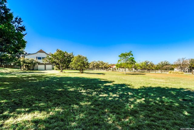 29342 Seabiscuit, Fair Oaks Ranch, TX 78015