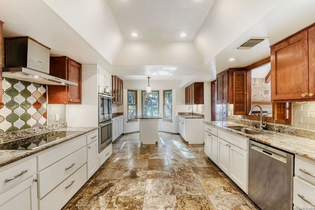 29342 Seabiscuit, Fair Oaks Ranch, TX 78015