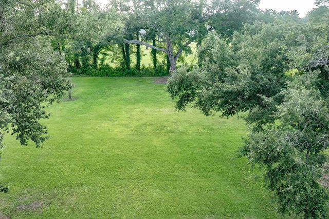 200 Barrios, Houma, LA 70360