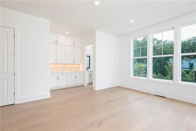 2058 Lanier Grove, Alpharetta, GA 30009