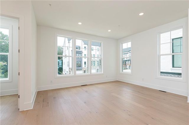 2058 Lanier Grove, Alpharetta, GA 30009
