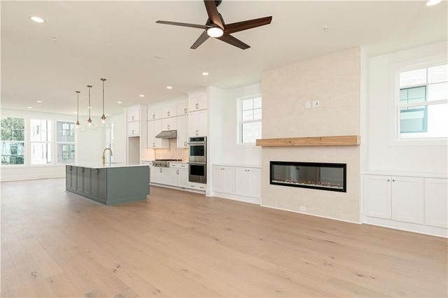 2058 Lanier Grove, Alpharetta, GA 30009
