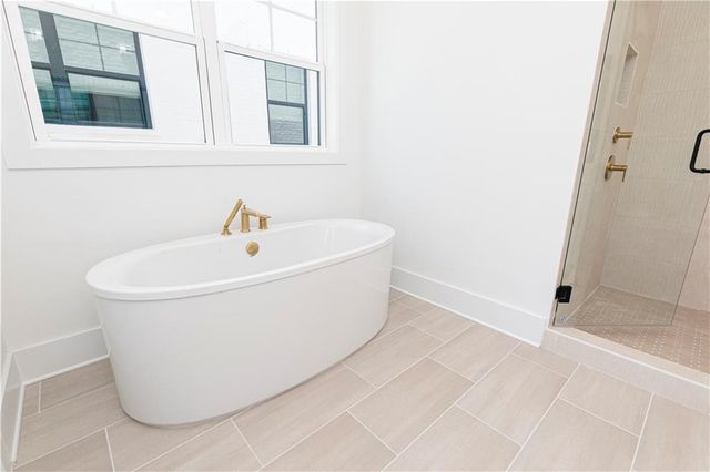 2058 Lanier Grove, Alpharetta, GA 30009