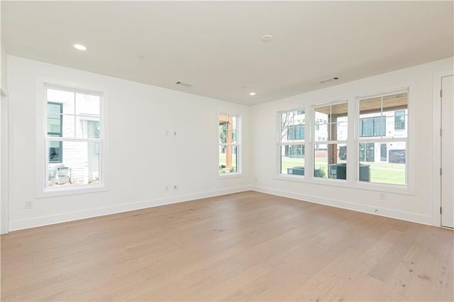 2058 Lanier Grove, Alpharetta, GA 30009