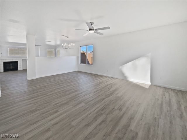 2316 Ultimate Prize Way, North Las Vegas, NV 89032