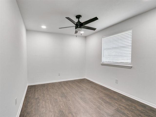 925 N Bradley Avenue, Oklahoma City, OK 73127