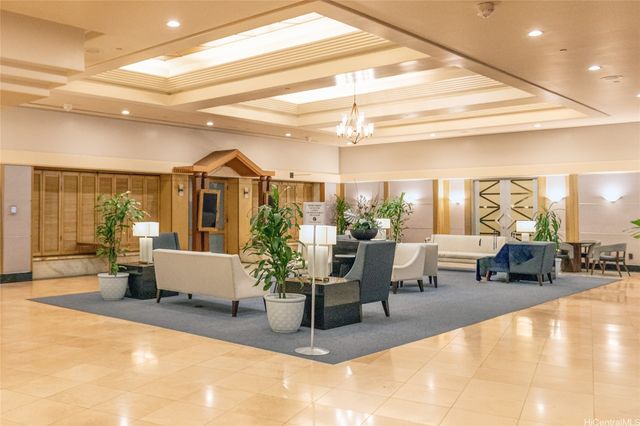 1088 Bishop Street 2001, Honolulu, HI 96813