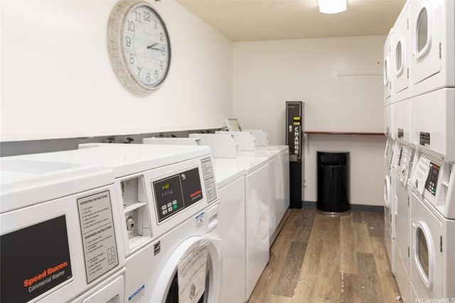 1088 Bishop Street 2001, Honolulu, HI 96813