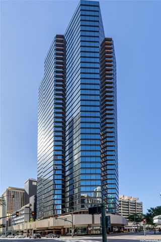 1088 Bishop Street 2001, Honolulu, HI 96813