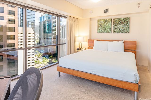 1088 Bishop Street 2001, Honolulu, HI 96813