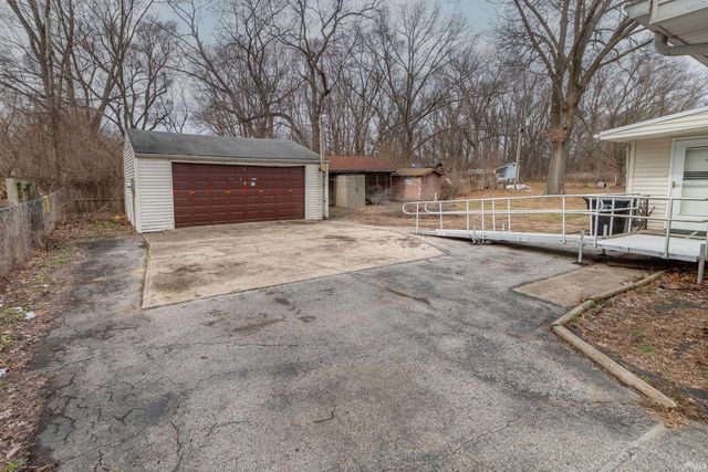 55219 Lexington Avenue, South Bend, IN 46628